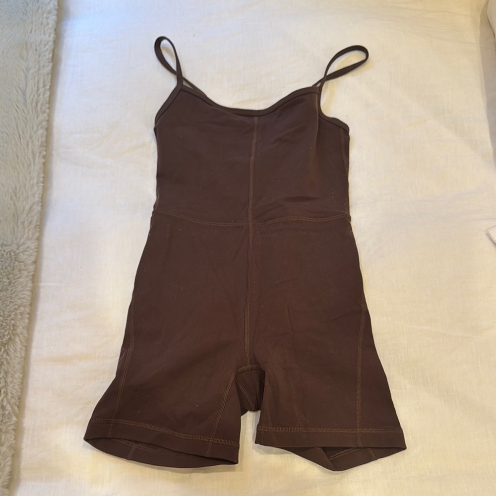 Aritzia Golden LIFE Divinity 5" Romper